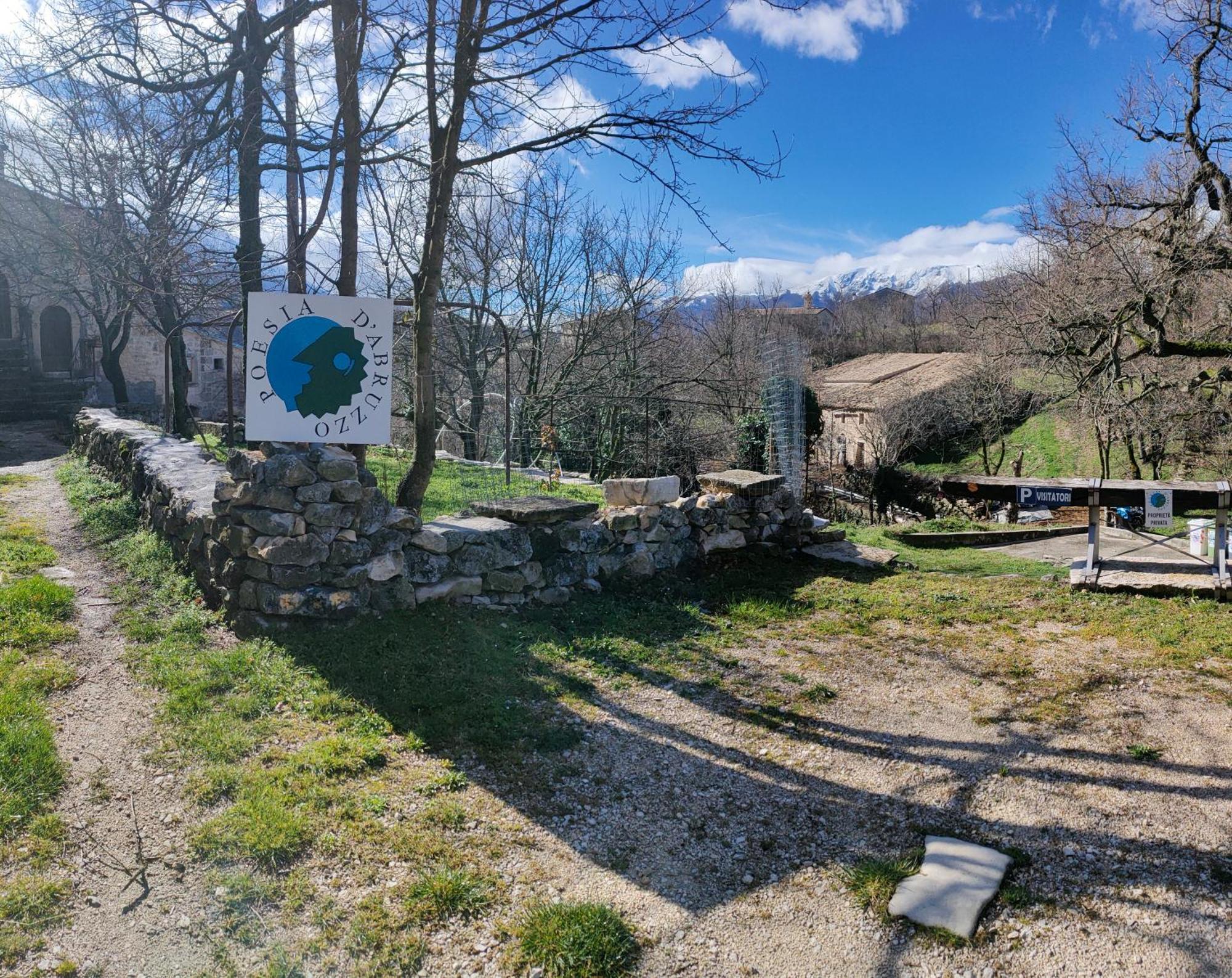 Poesia D'Abruzzo Villa Караманико Терме Екстериор снимка
