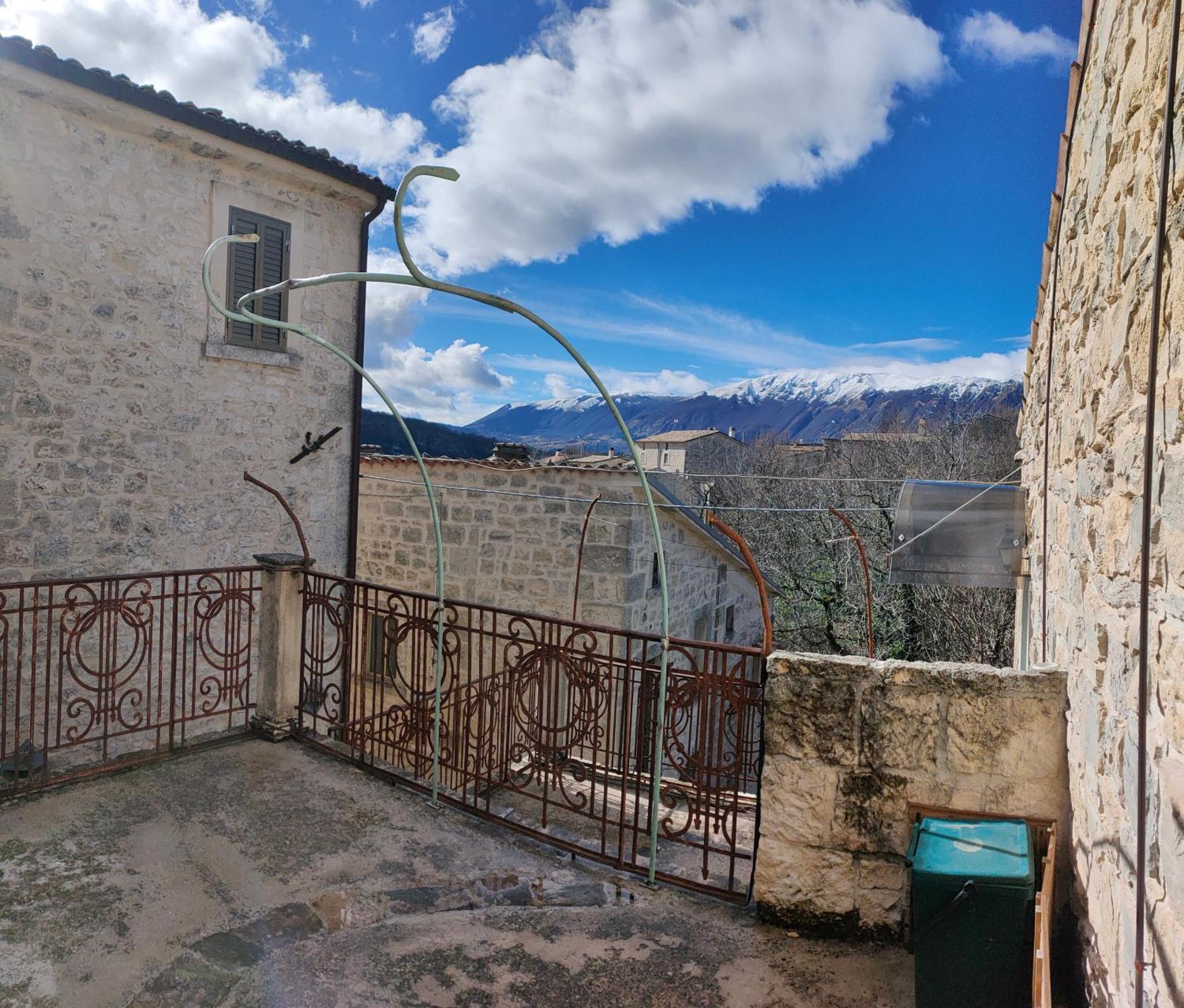 Poesia D'Abruzzo Villa Караманико Терме Екстериор снимка