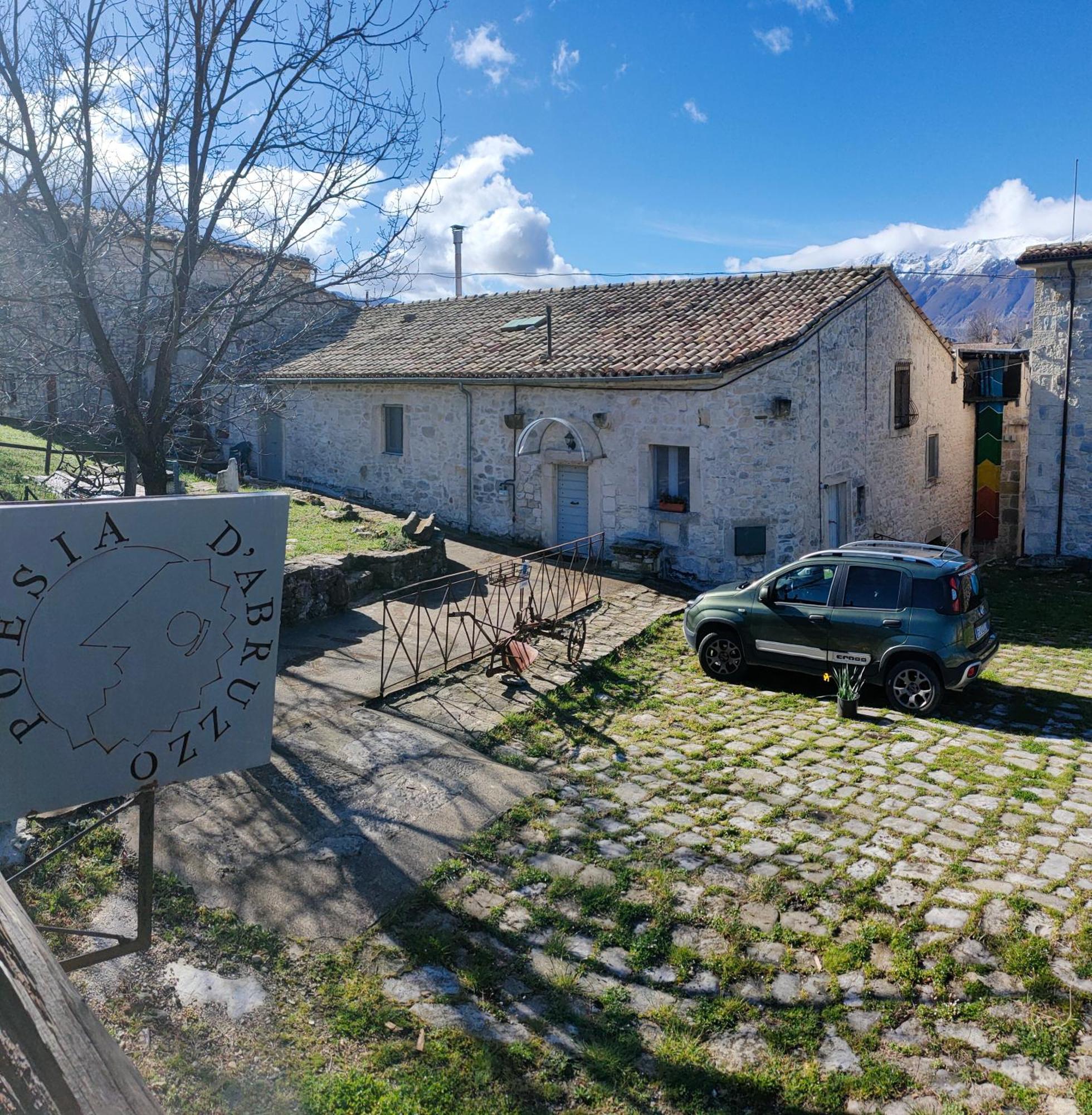 Poesia D'Abruzzo Villa Караманико Терме Екстериор снимка